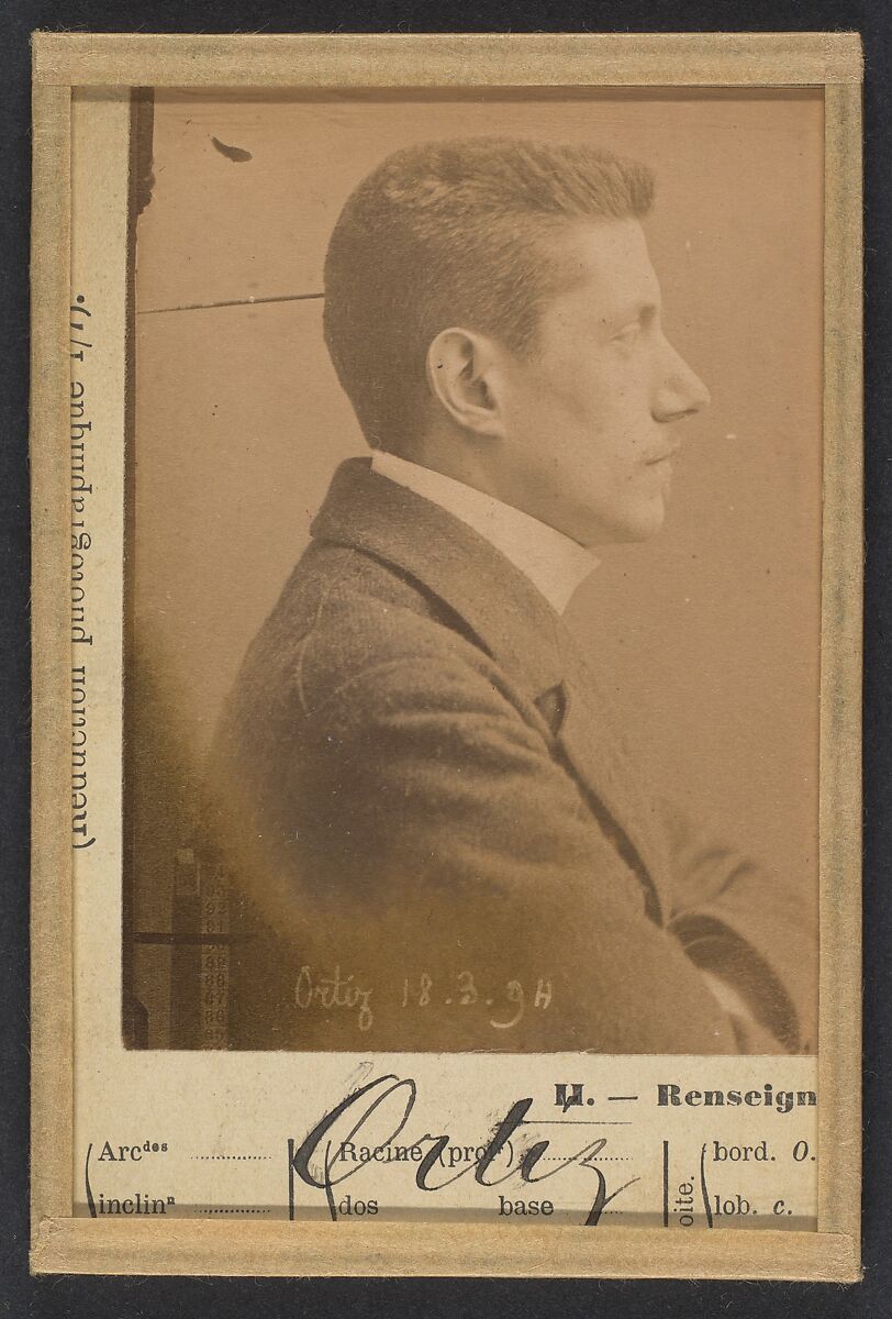 Ortiz. Léon. 25 ans, né à Paris. Commis d'architecte. Anarchiste. Voyage ordinairement en bicyclette., Alphonse Bertillon (French, 1853–1914), Albumen silver print from glass negative 