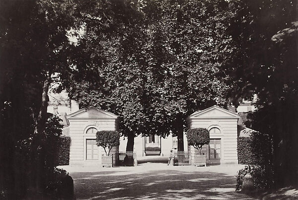 Entrance to the Château of the Bagatelle, Charles Marville (French, Paris 1813–1879 Paris), Albumen silver print from glass negative 