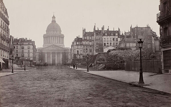 La rue Soufflot et le Panthéon, Charles Marville (French, Paris 1813–1879 Paris), Albumen silver print from glass negative 