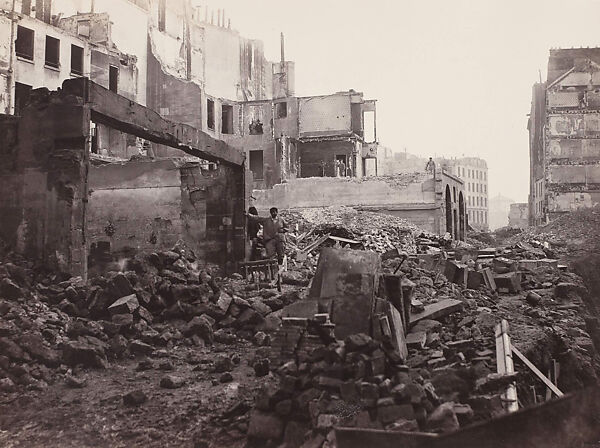 Percement de l'avenue de l'Opéra: Butte des Moulins (de la rue Saint-Roch) (Construction of the avenue de l'Opéra: the Butte des Moulins from the rue Saint-Roch), Charles Marville (French, Paris 1813–1879 Paris), Albumen silver print from glass negative 