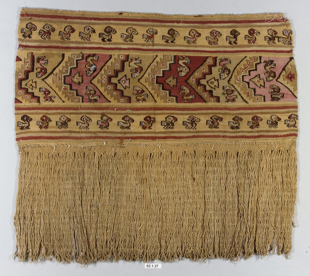 Border Fragment, Camelid hair, cotton, Chimú (?) 