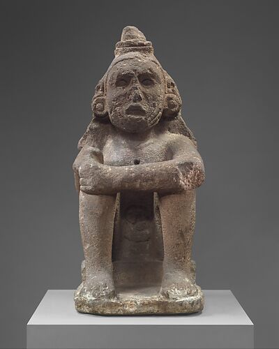 Seated Deity with Crested Headress (Macuilcoatl)