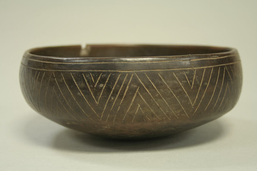 Bowl with geometric pattern, Ceramic, Paracas 