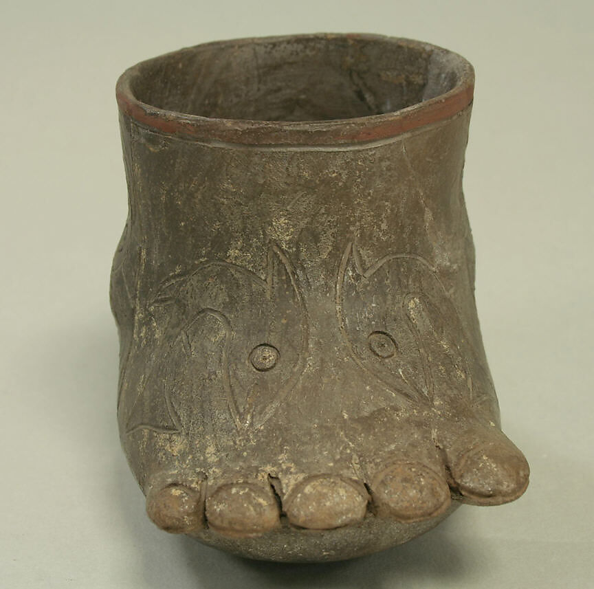 Foot Jar, Ceramic, Paracas 