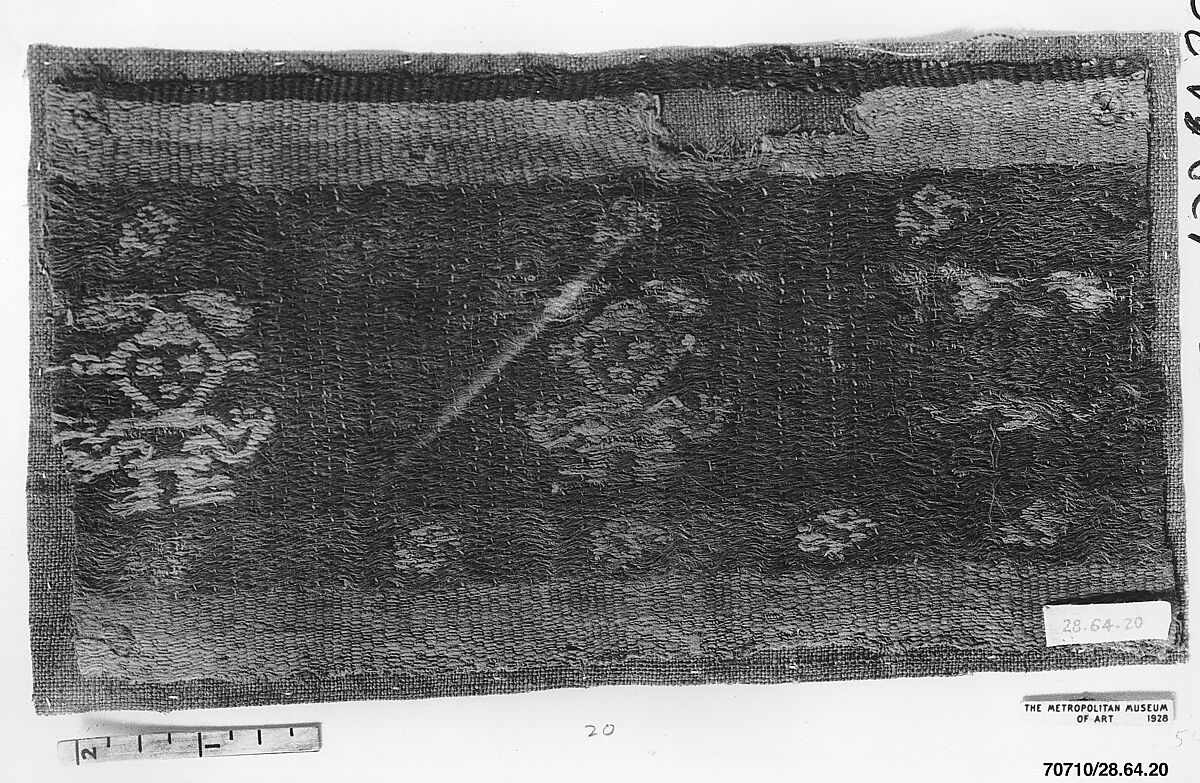 Brocade Fragment, Camelid hair, cotton, Chimú 