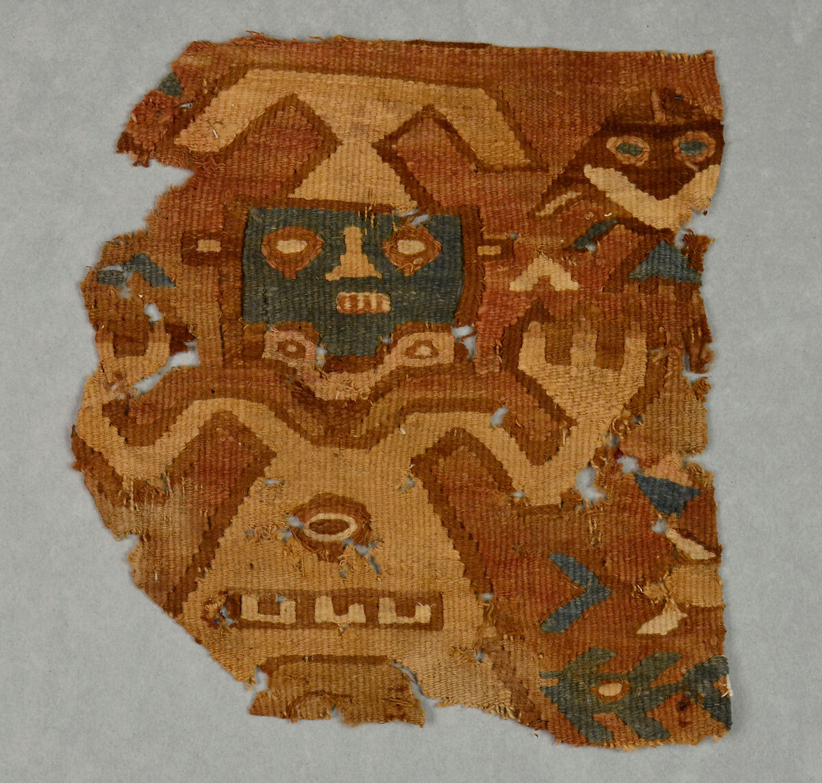 Tapestry Fragment with Plumed Figure, Camelid hair, Chimú 