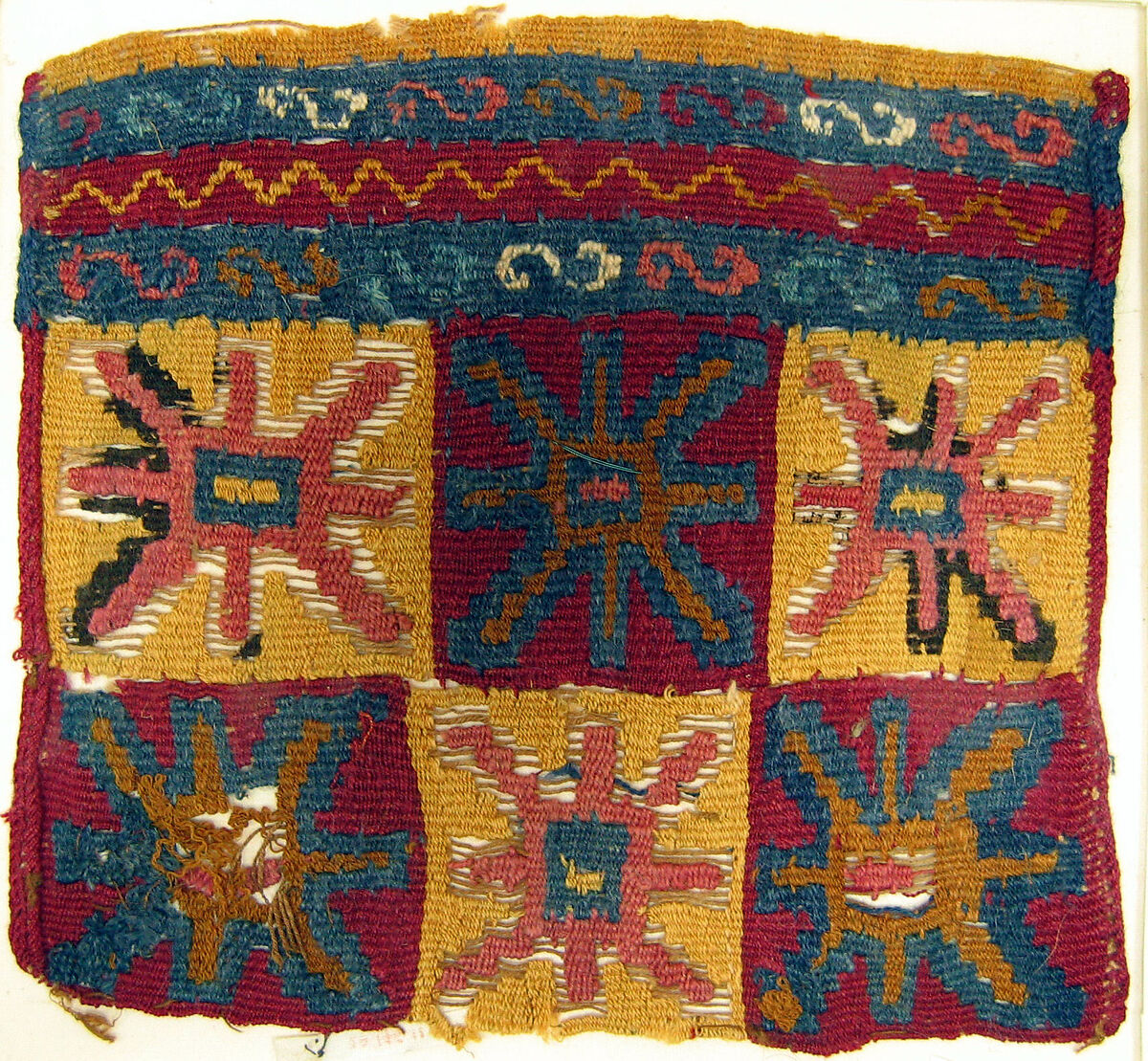 Bag Fragment, Camelid hair, cotton, Nasca 