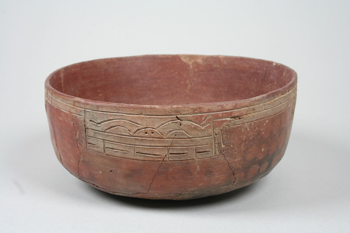 Incised bowl with animal motif, Ceramic, pigment, Paracas 