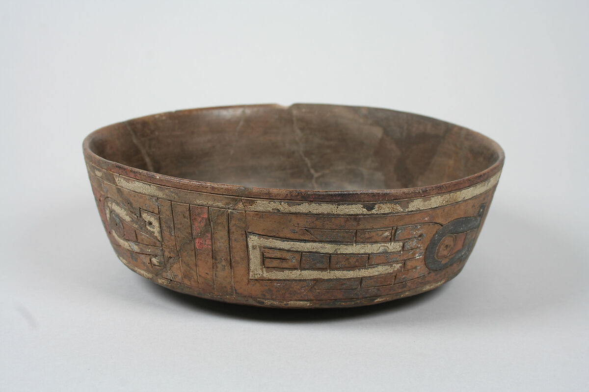Incised bowl with birds, Ceramic, pigment, Paracas 