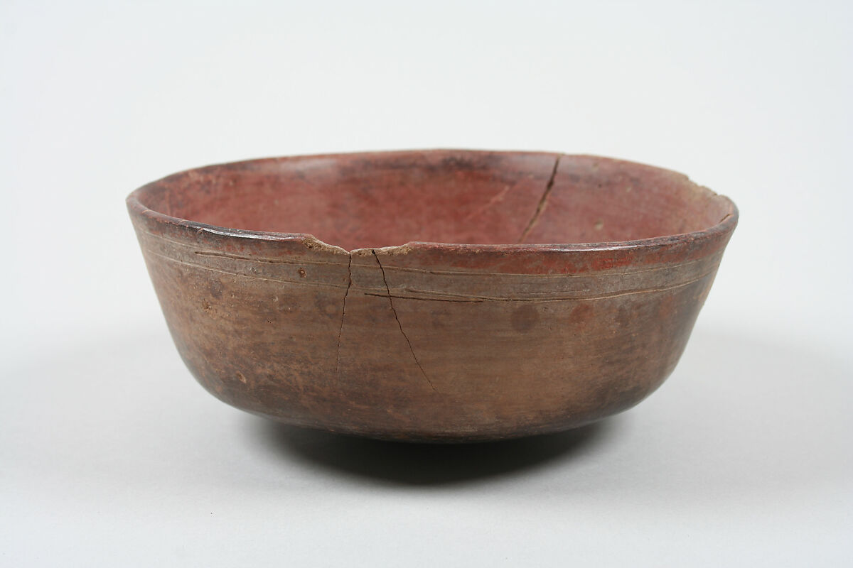Incised bowl, Ceramic, pigment, Paracas 