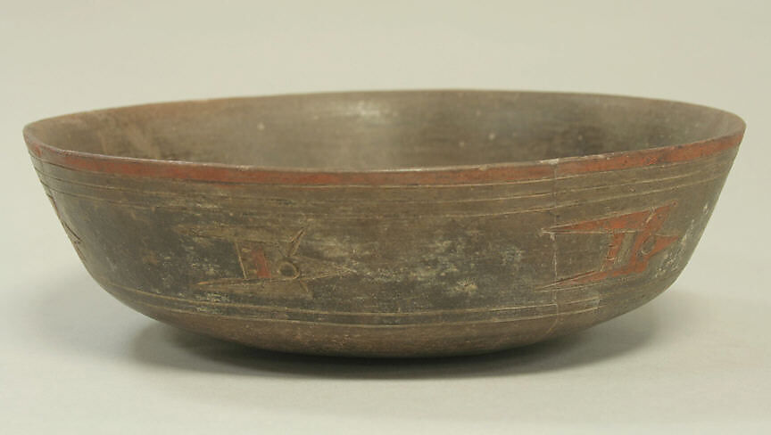 Incised bowl with birds, Ceramic, pigment, Paracas 