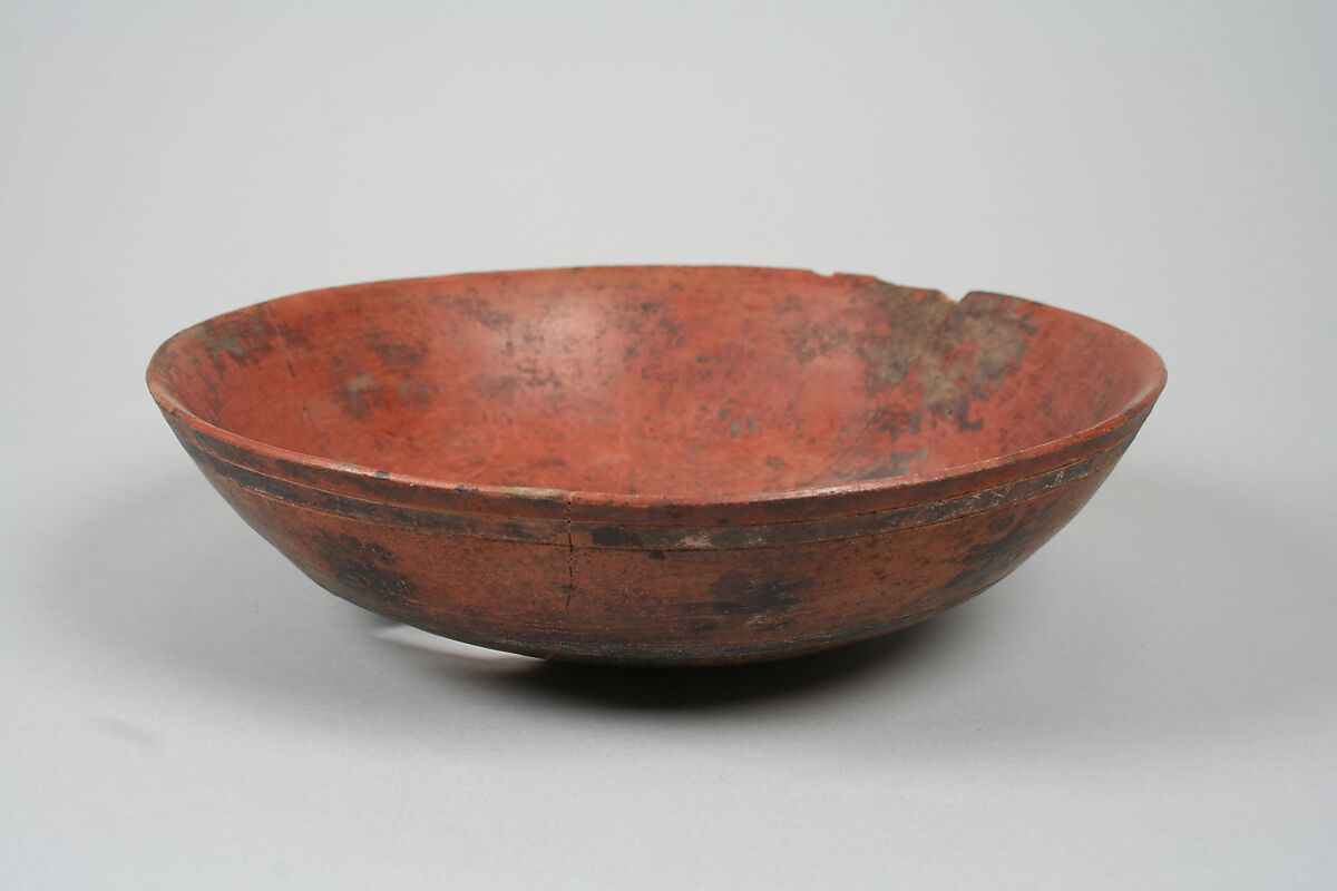 Incised bowl with crosses, Ceramic, pigment, Paracas 