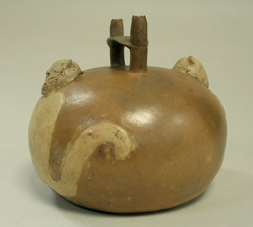 Double Spout Bottle, Felines, Ceramic, pigment, Topará