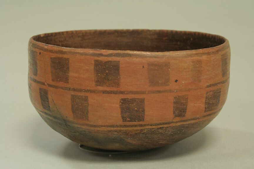 Painted bowl with stylized monkeys, Ceramic, pigment, Paracas 