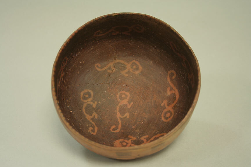 Painted bowl with stylized monkeys, Ceramic, pigment, Paracas