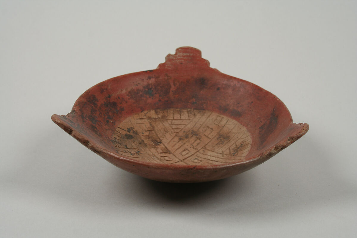 Bowl with Three Lugs, Ceramic, slip, Paracas 