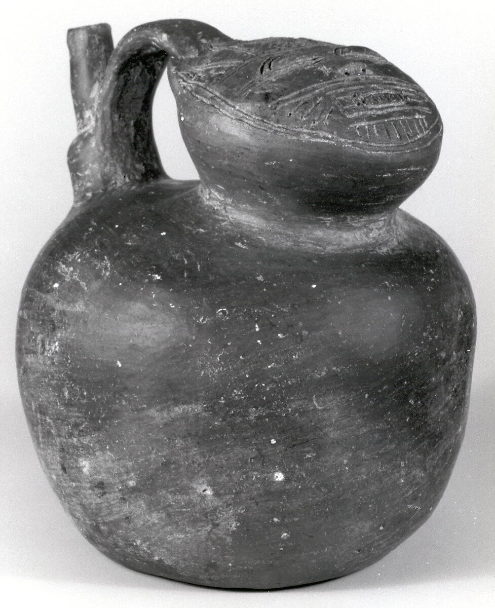 Feline Effigy Bottle, Ceramic, Paracas