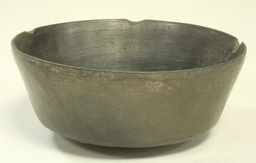 Blackware Bowl with Fish and Scroll Motif, Ceramic, Nasca 