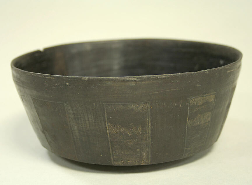 Patterned Blackware Bowl, Ceramic, Cavernas 