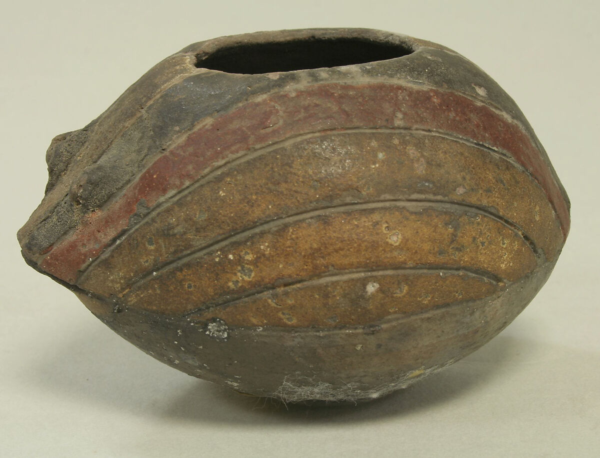 Bowl in the Shape of a Frog, Ceramic, Paracas