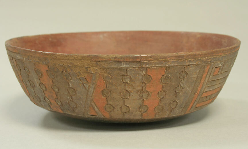 Incised Painted Bowl with Feline Faces, Ceramic, pigment, Paracas 