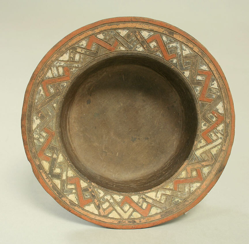 Bowl with Flat Rim, Ceramic, pigment, Paracas