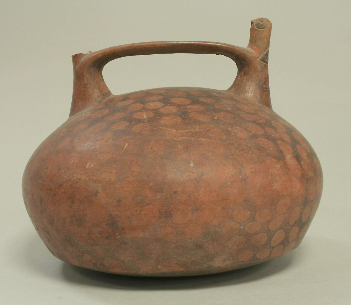 Double Spout and Bridge Bottle with Bird, Ceramic, pigment, Paracas