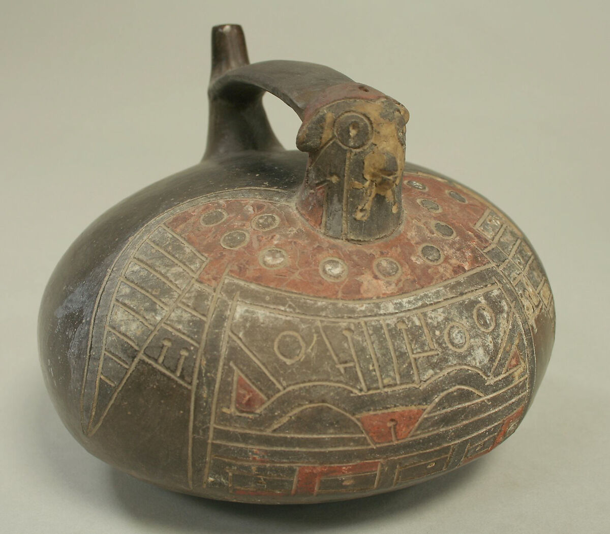 Bottle, Falcon, Ceramic, pigment, Paracas 