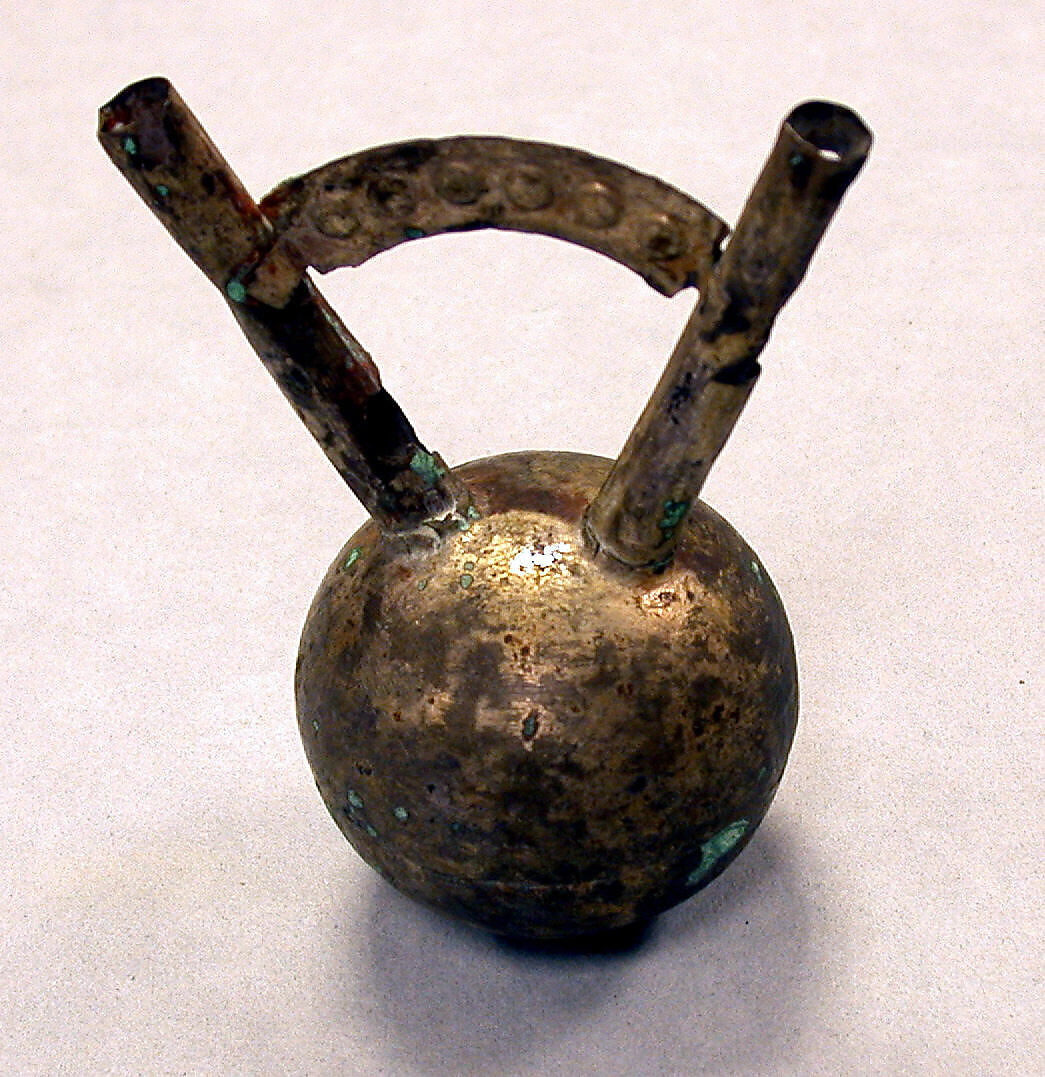 Miniature Silver Double Spout Bottle, Silver, gilt, Chimú or Chancay 