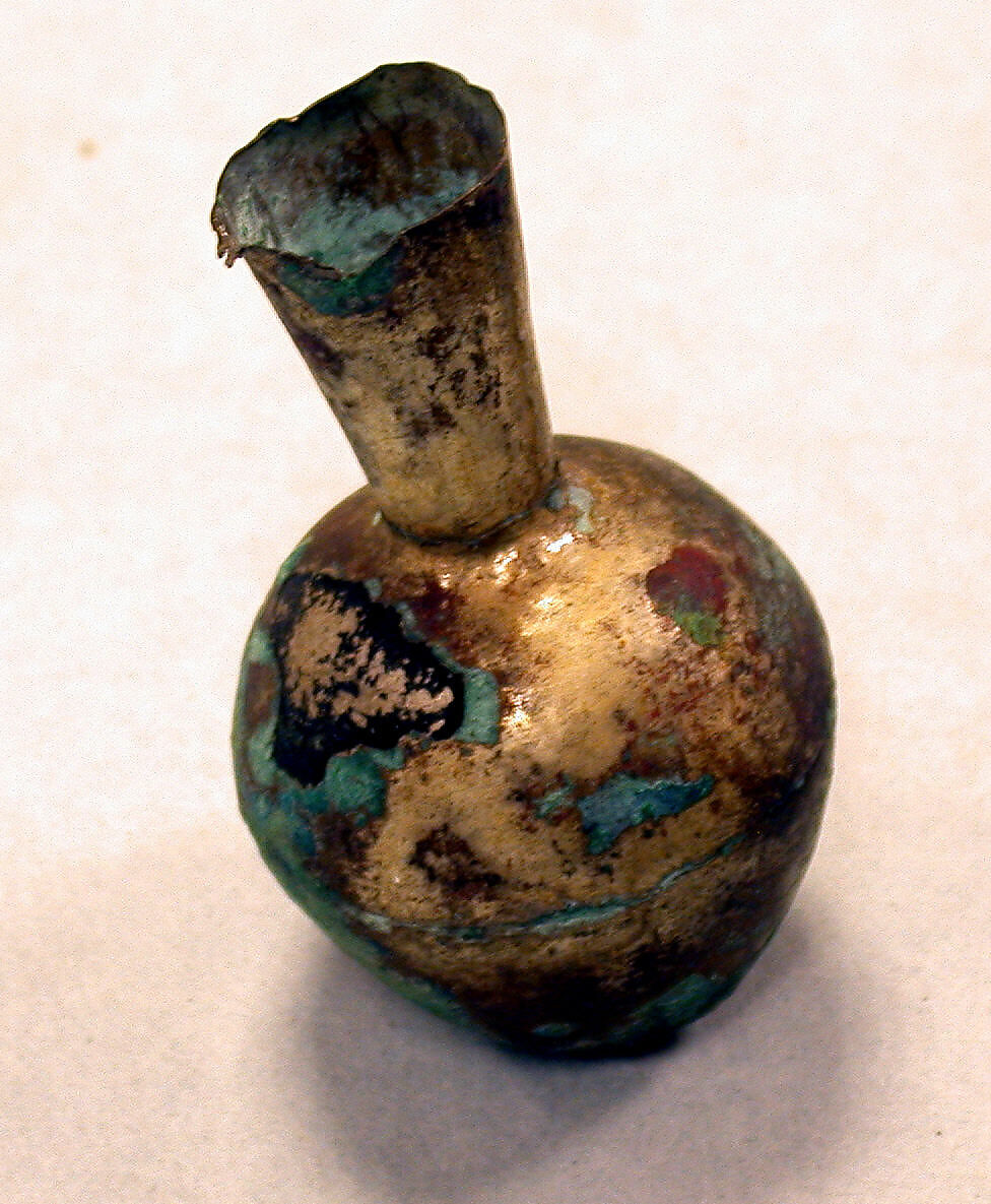 Miniature Bottle, Copper, silver gilt (?), Chimú or Chancay 
