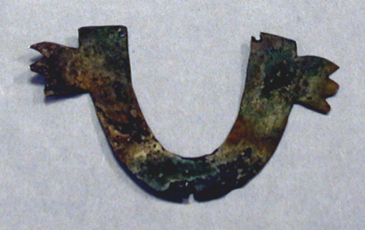 Hammered Silver Arc Ornament, Silver, gilt, Chimú 
