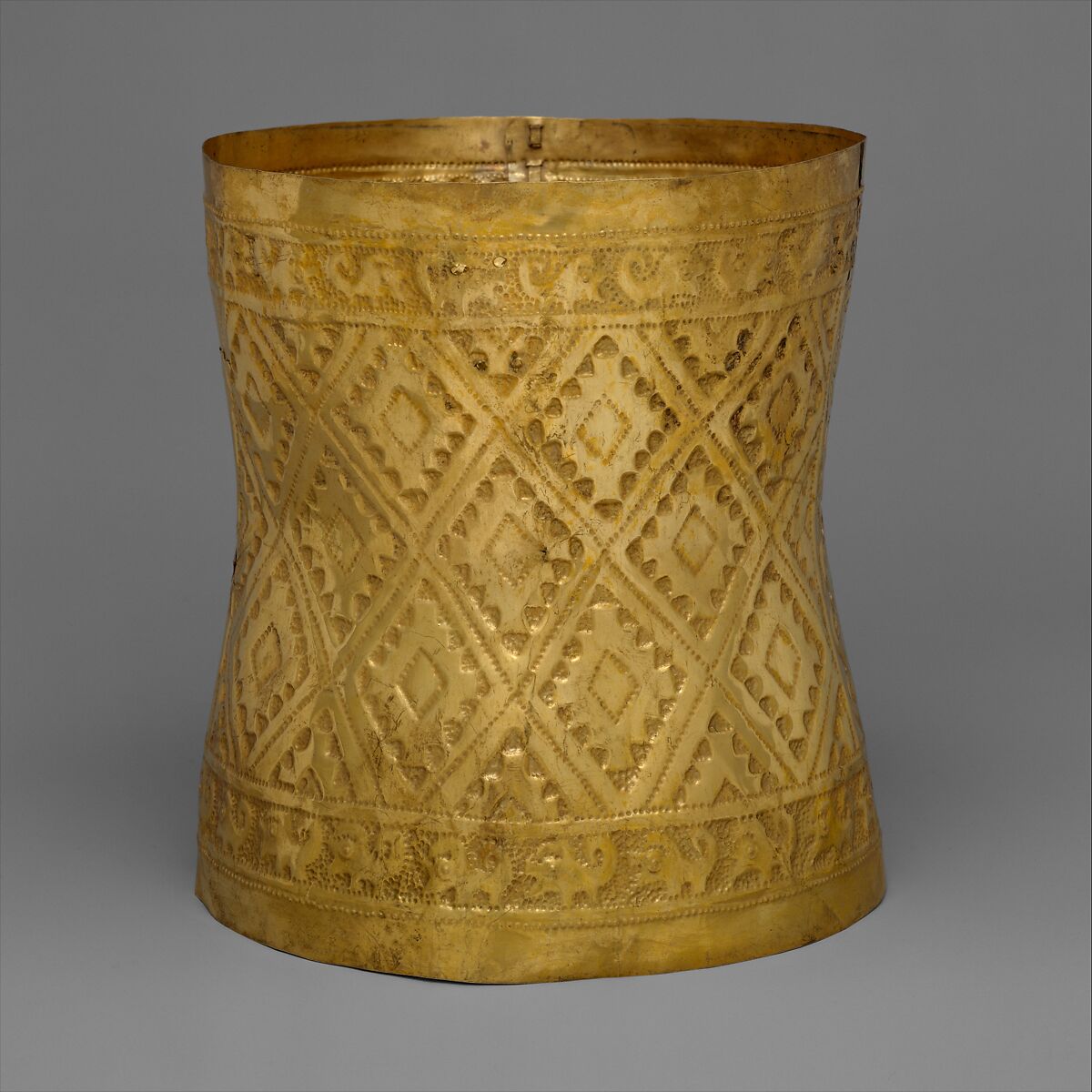 Crown, Lambayeque (Sicán) artist(s), Gold, Lambayeque (Sicán)