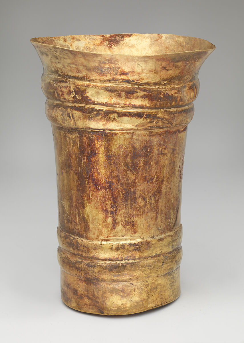 Beaker, Lambayeque (Sicán) artist(s), Gold, Lambayeque (Sicán) 