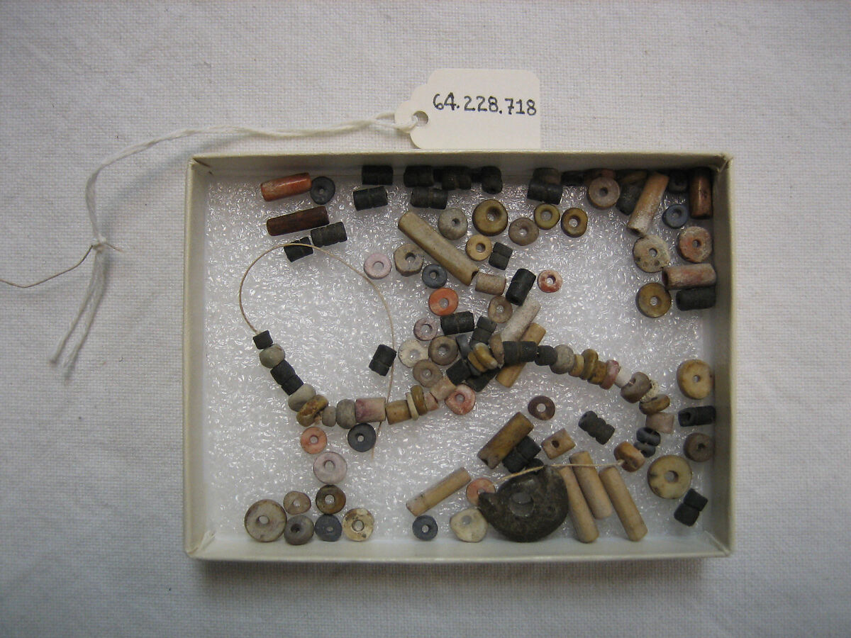 Necklace Beads, Shell, stone, Peru; north coast (?)