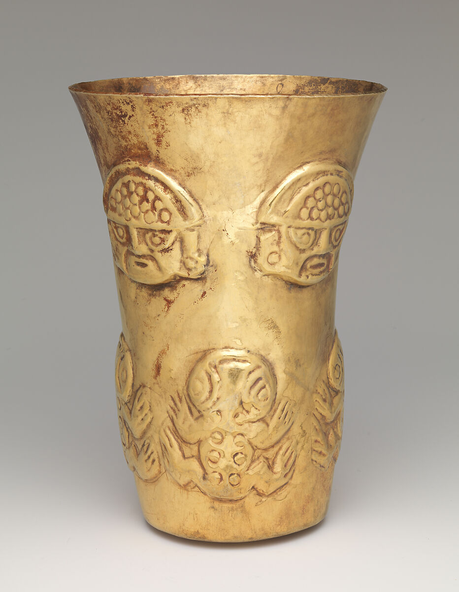 Beaker with heads and toads, Lambayeque (Sicán) artist(s), Gold, Lambayeque (Sicán) 