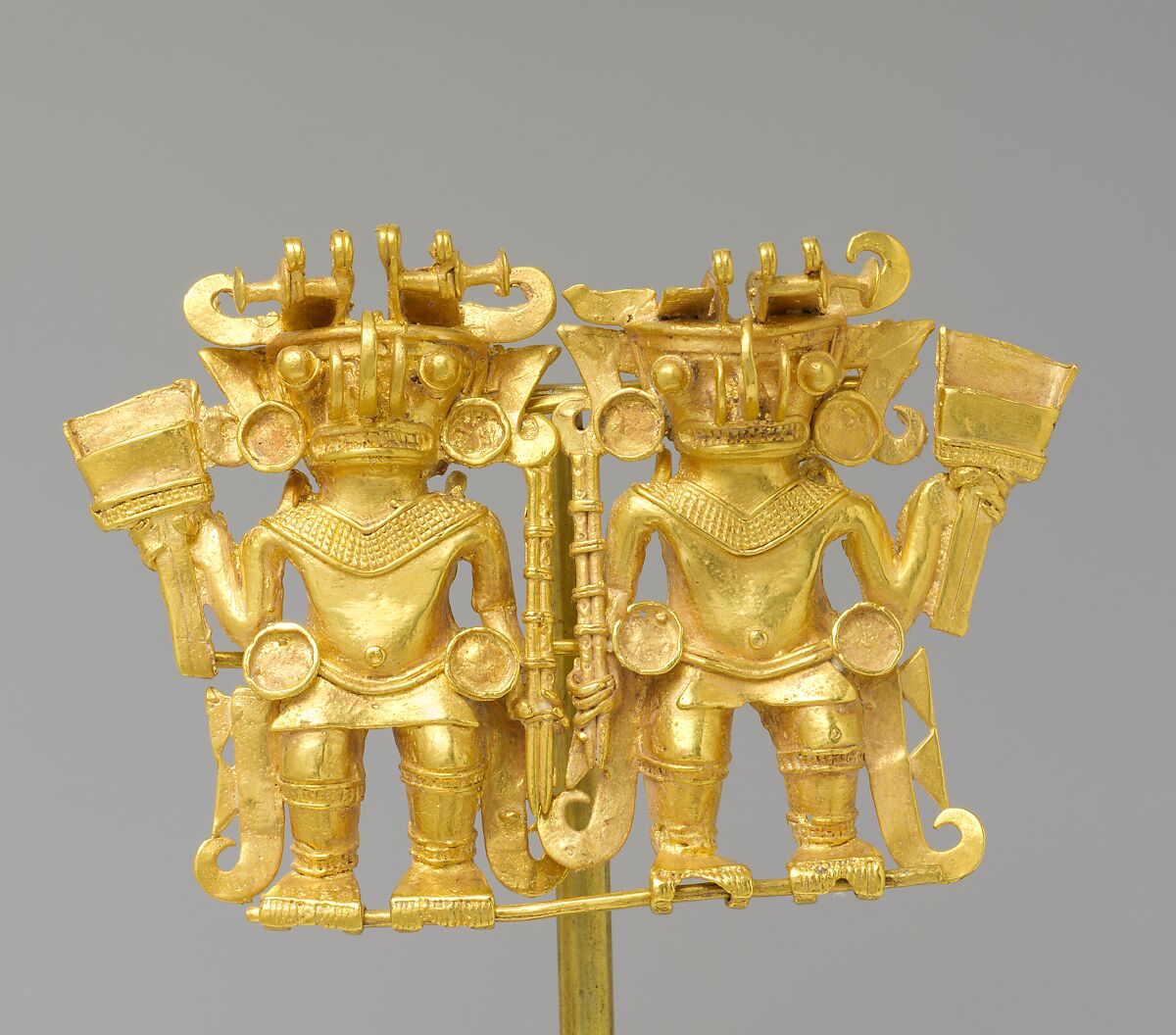 Double Bat-Nosed Figure Pendant, Gold (cast), Coclé (Parita)