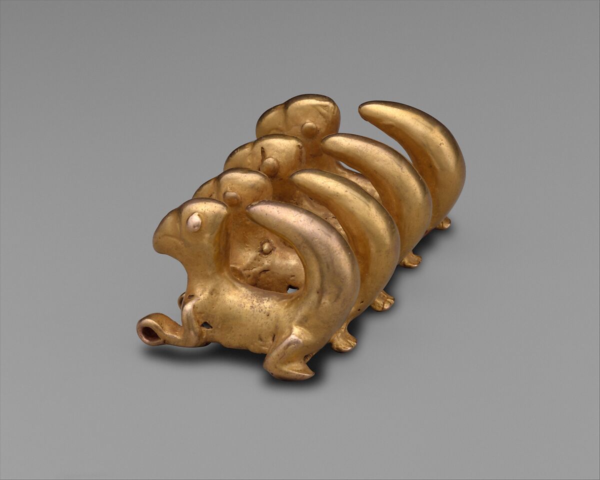 Curly-Tailed Animal Pendant, Gold, Chiriquí (?), Initial Style 