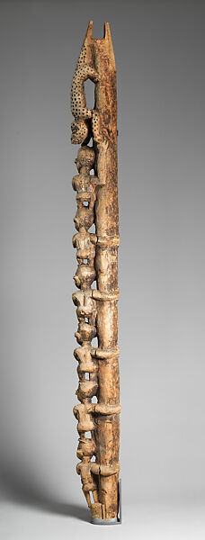 Palace pillar with male figures and leopard, Grassfields artist, Wood, pigment, Babanki