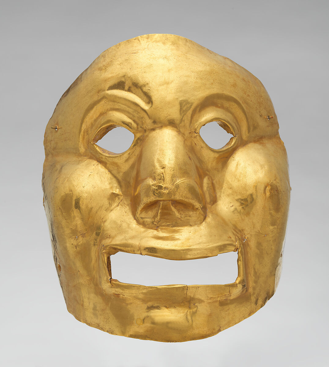 gold funerary mask