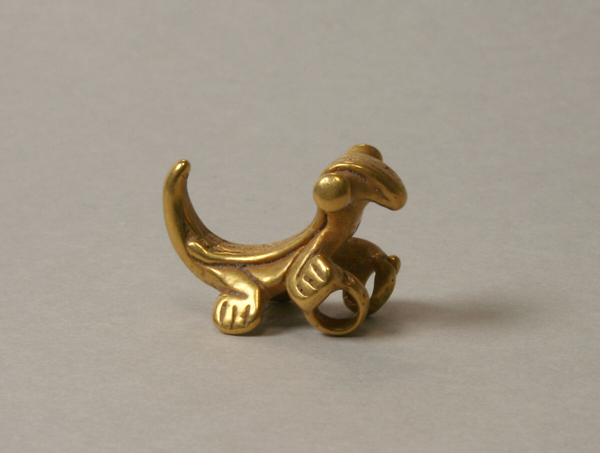 Animal pendant, Gold, Central American Isthmus 