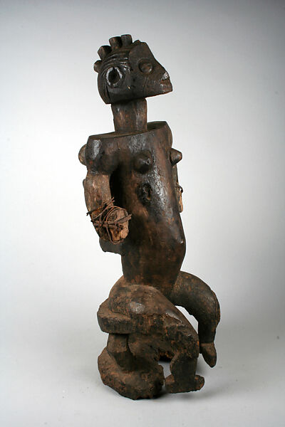 Figure: Seated Mother and Child, Wood, metal, Okpoto peoples(Idoma) 