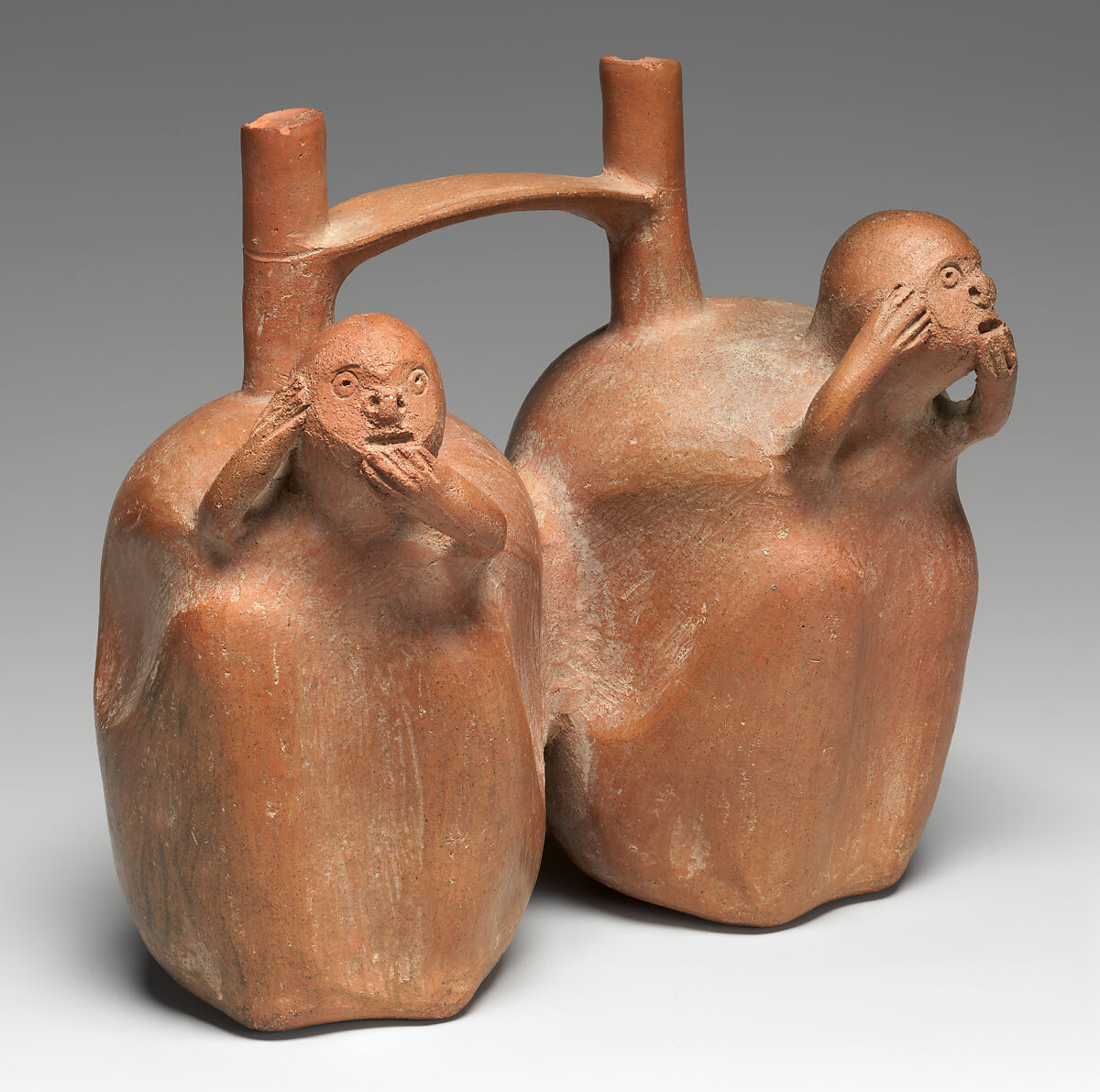 Double-chambered bottle with monkeys, Topará artist(s), Ceramic, Topará