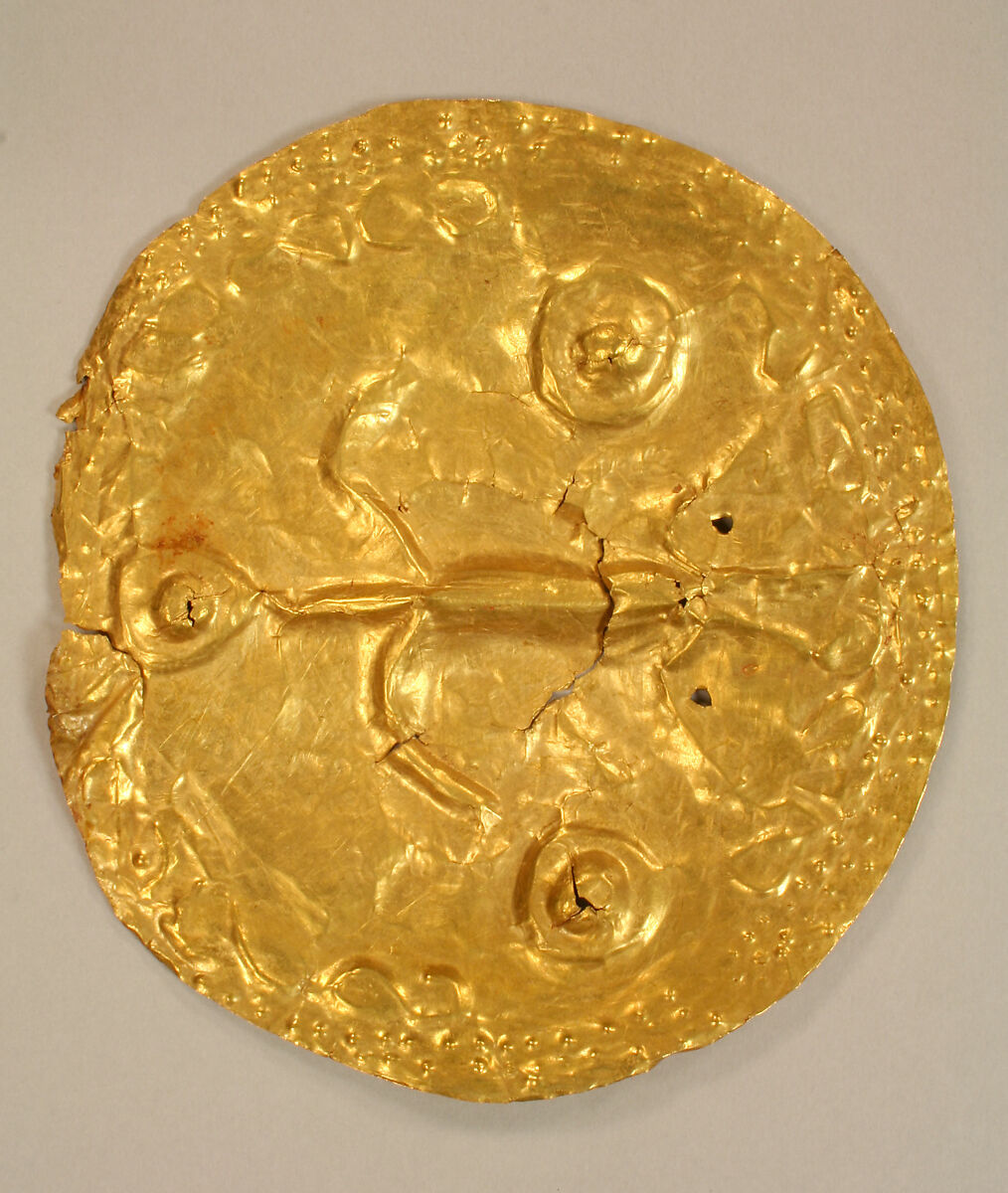 Hammered Gold Patena, Gold (hammered), Costa Rica or Panama 