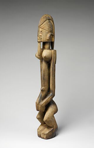 Female dege dal nda (sculpture of the terrace)