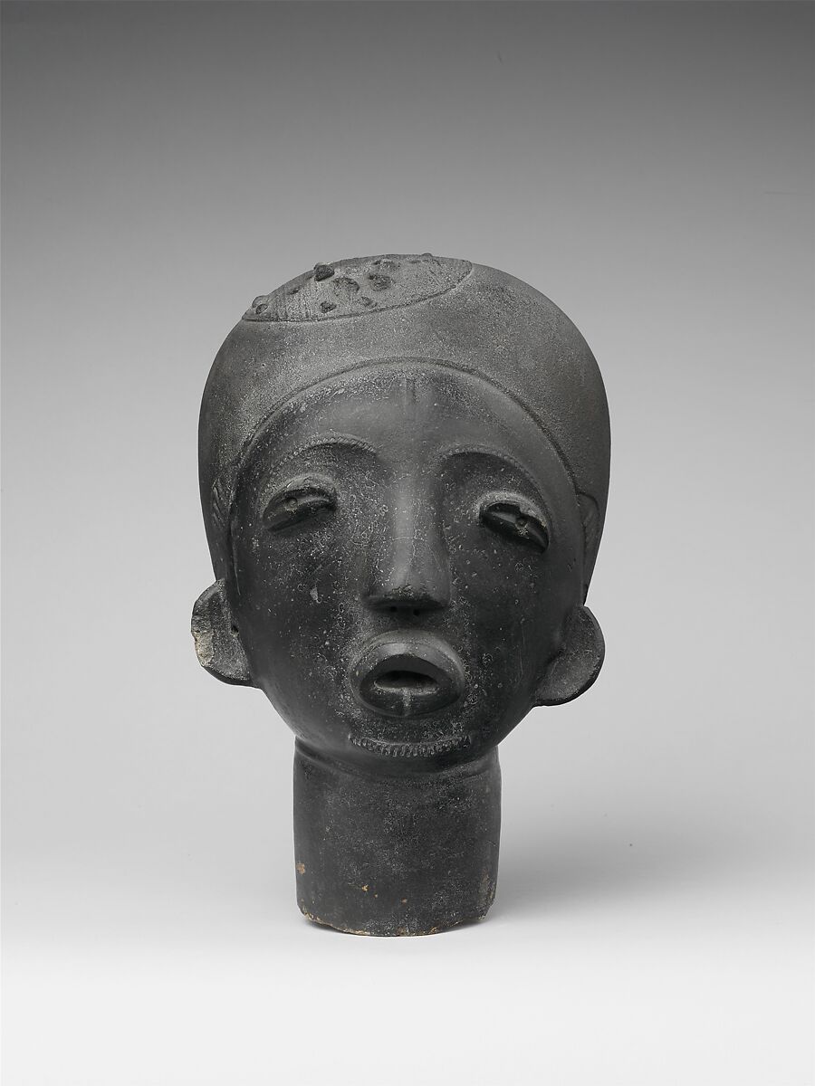 Memorial Head (Ntiri), Terracotta, patina(?), Akan peoples 