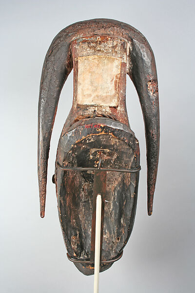 Face Mask (Gu), Attributed to Zuenola (central Côte d'Ivoire) (possibly), Wood, pigment, cord