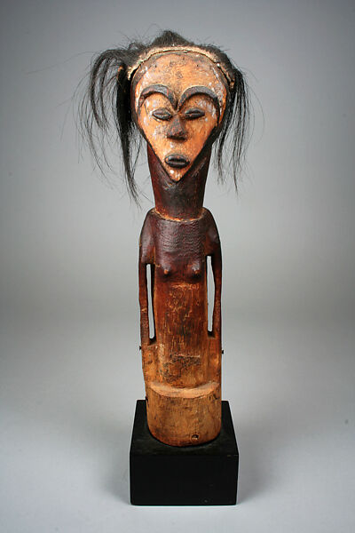 Half Figure: Female, Wood, fur, metal nails, Tsogho peoples 