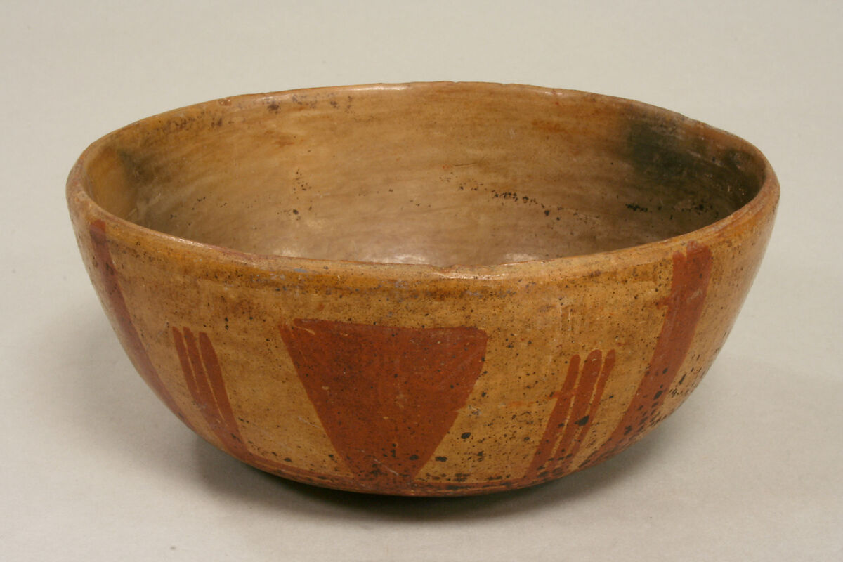 Painted Bowl, Ceramic, slip, pigment, Michoacán 