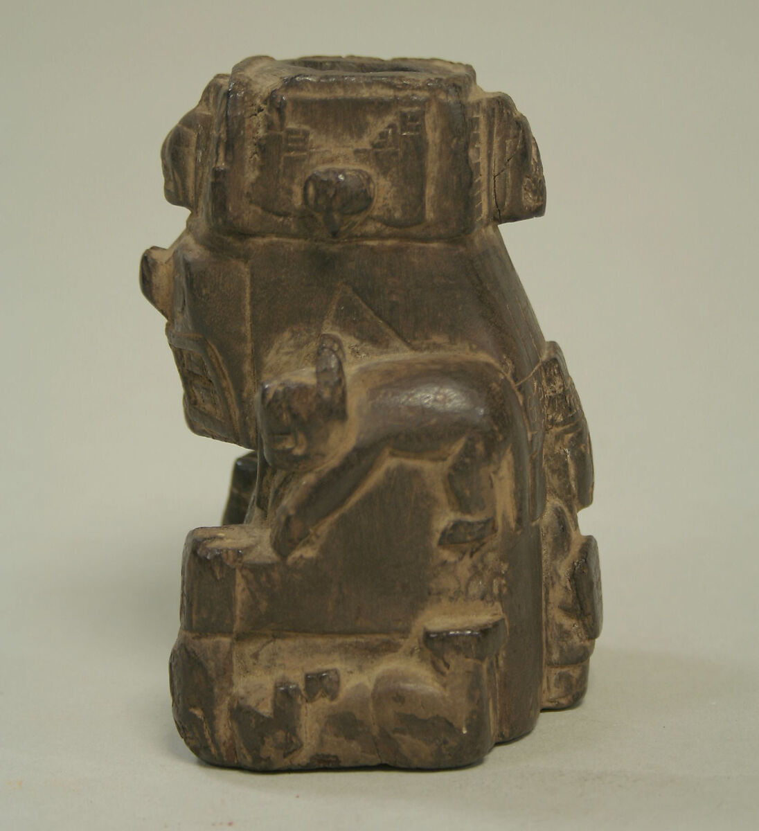 Figure Lime Container, Wood, pigment, Wari