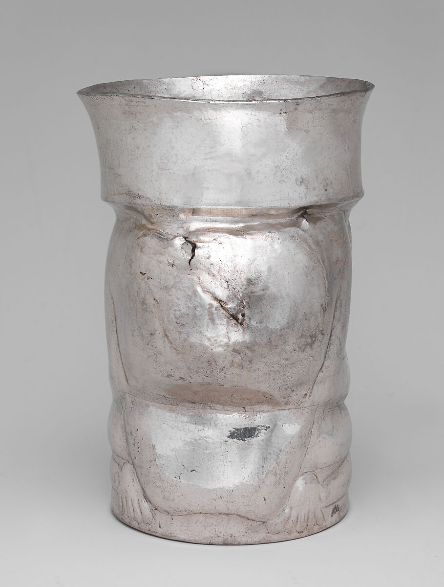 Beaker, Chimú artist(s), Silver, Chimú